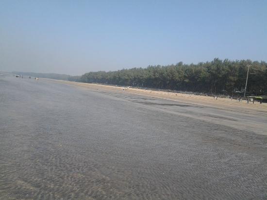 Jampore Beach